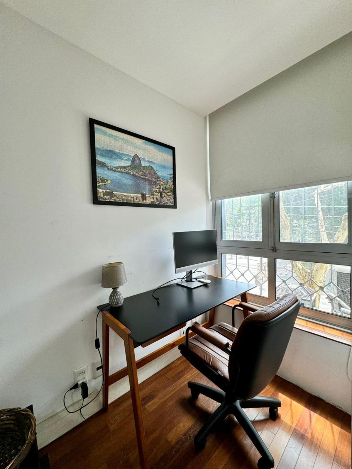 Moderno Flat Alto Padrao Leblon Rj Apartment